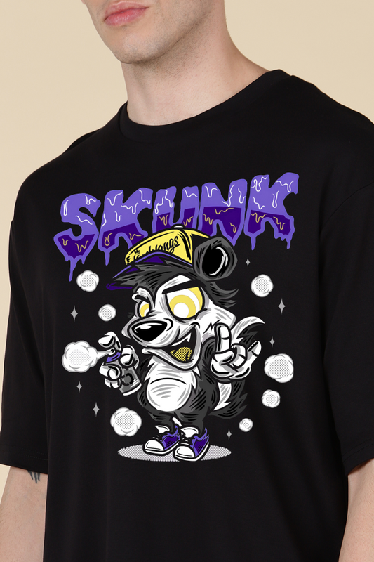 Skunk Grafiti  Oversized T-shirts