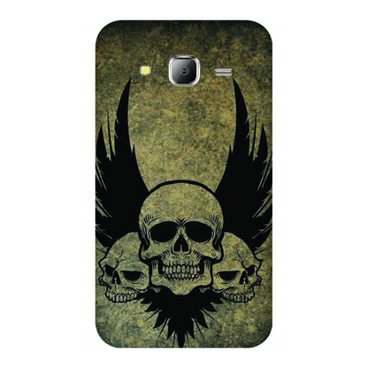 Menacing Skulls with Dark Wings on a Grungy Background Case Samsung Galaxy J7(2015)