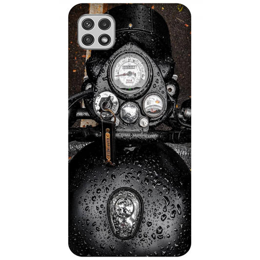Royal Takes a Shower Case Samsung Galaxy A22 5G